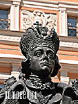 Photos of Petersburg. Monument to Paul I